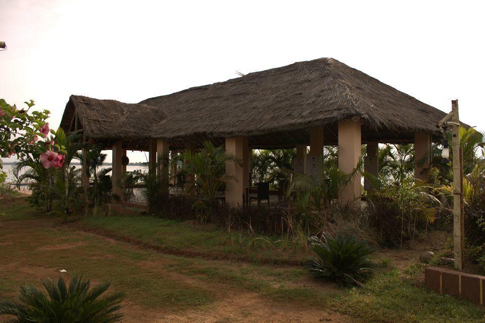 Hotel The Peepal Tree, Kabini Begūr Esterno foto