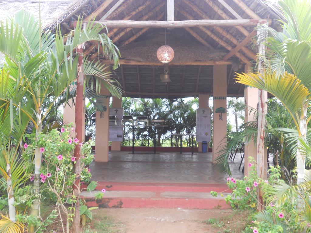 Hotel The Peepal Tree, Kabini Begūr Esterno foto