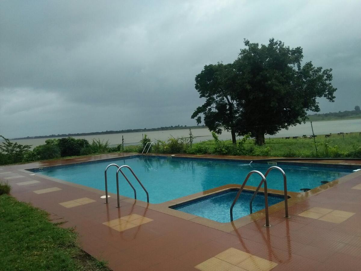 Hotel The Peepal Tree, Kabini Begūr Esterno foto