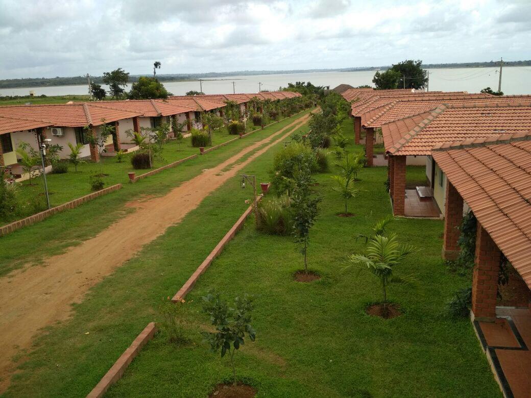 Hotel The Peepal Tree, Kabini Begūr Esterno foto