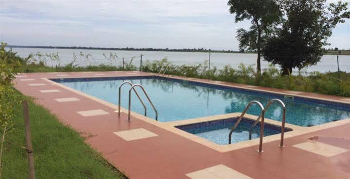 Hotel The Peepal Tree, Kabini Begūr Esterno foto